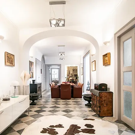 アパート Secret Garden By Duhomes *