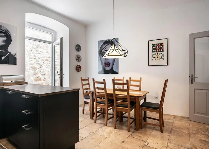 Secret Garden By Duhomes 아파트 *