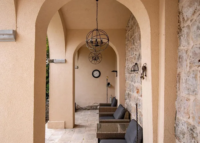 Secret Garden By Duhomes