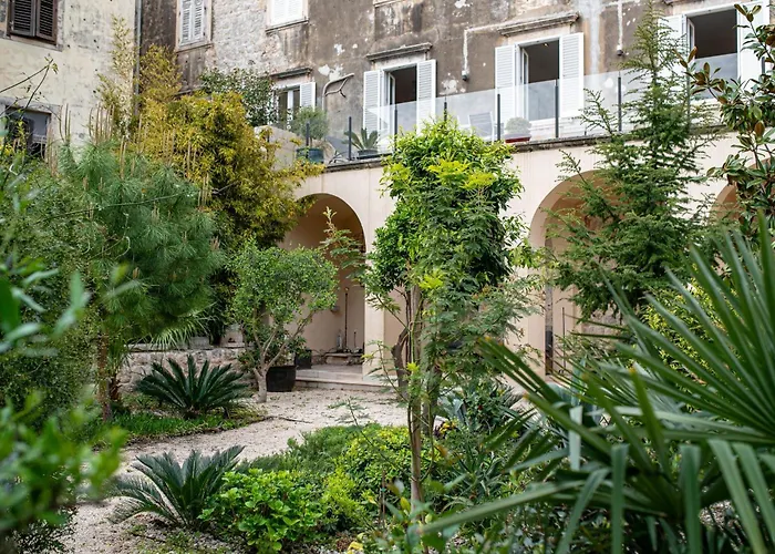 דירה Secret Garden By Duhomes