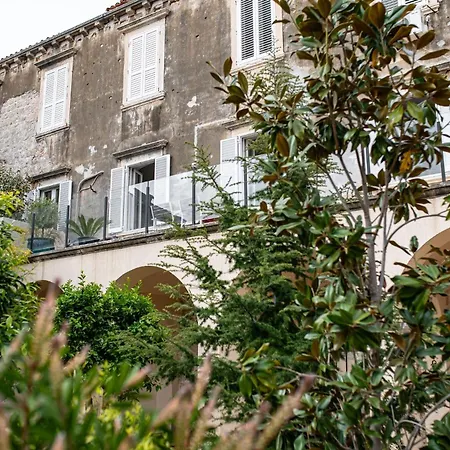 Secret Garden By Duhomes