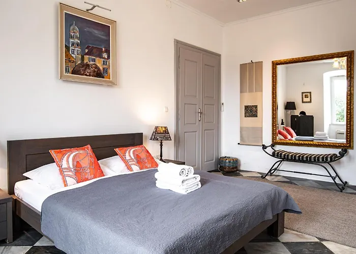 Secret Garden By Duhomes *